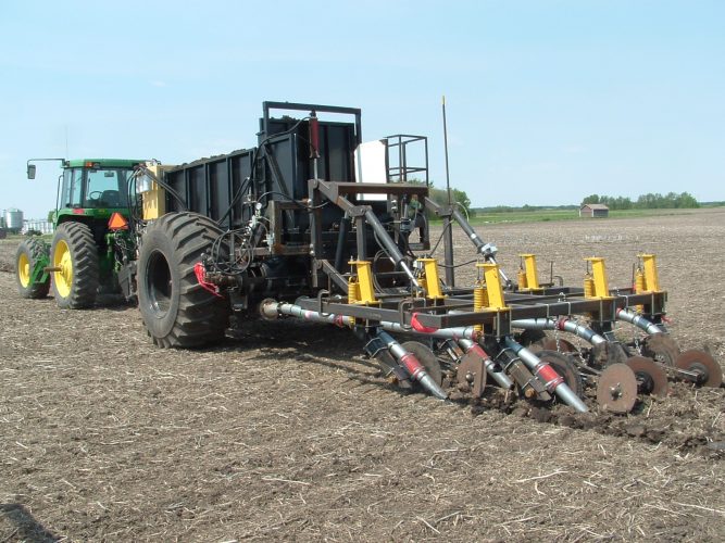 Managing manure to get the most out of it as a fertilizerTop Crop Manager